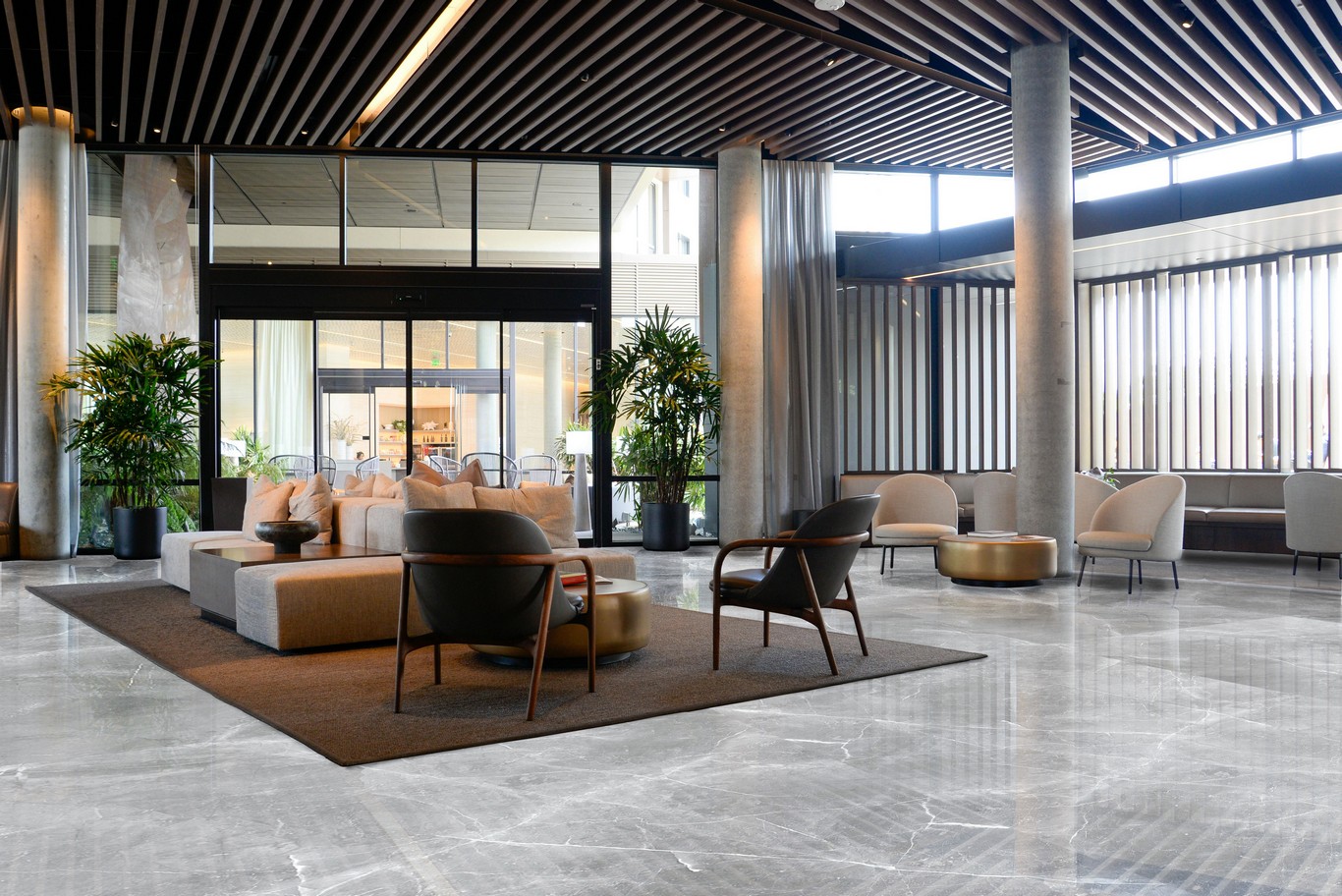 Inspirasi Motif Grey Marble untuk Hunian Elegan